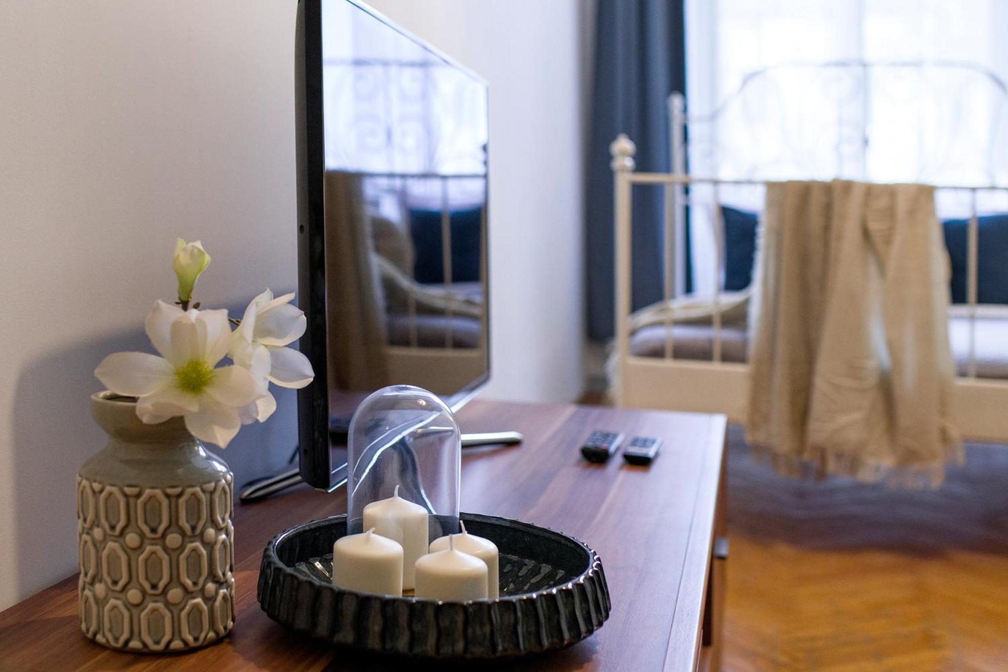 Wawelove Royal Spacious 2 Bedroom Apt 1 Min To Main Sq! Krakow Exterior photo